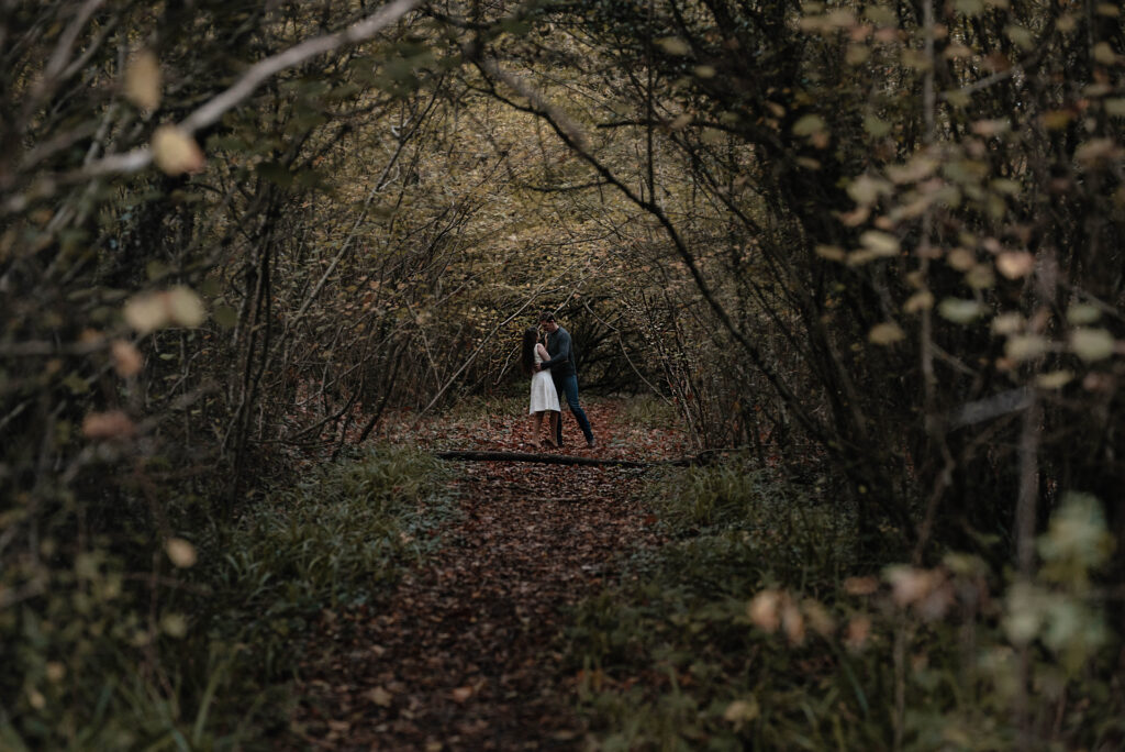 An engagement photoshoot in the woodlands